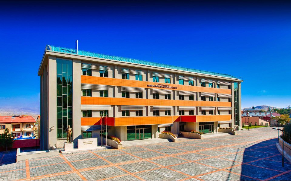Hami Aydınlar Çok Programlı Anadolu Lisesi